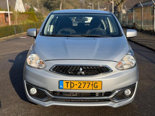 Mitsubishi SPACE STAR 1.0 - 5 drs. - autm. - airco - 37.000 km.