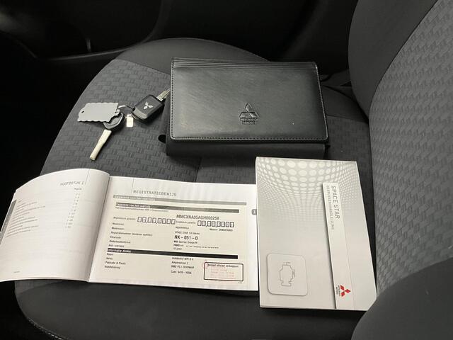 Mitsubishi SPACE STAR 1.0 Intense / Dealer Onderhouden / Airco / All Seasonbanden / Lichtmetalen Velgen / Lederen Stuurwiel /