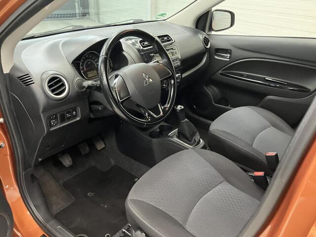 Mitsubishi SPACE STAR 1.0 Intense / Dealer Onderhouden / Airco / All Seasonbanden / Lichtmetalen Velgen / Lederen Stuurwiel /