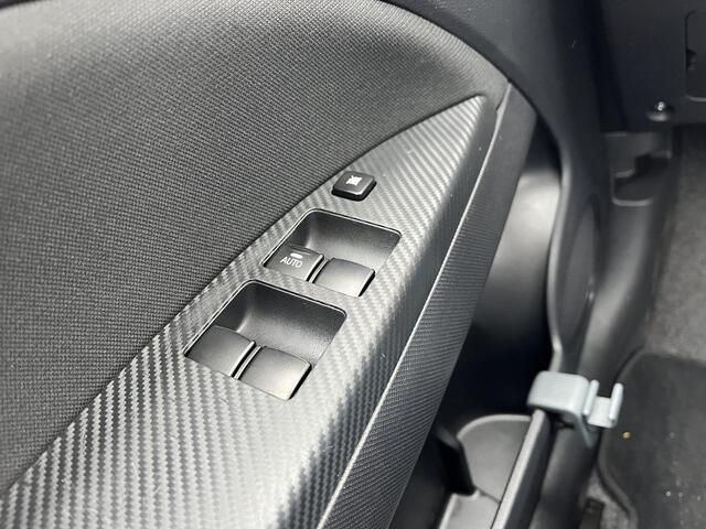 Mitsubishi SPACE STAR 1.2 Dynamic / Fabr.garantie 11-2031 / Apple Carplay/Android Auto / Camera / Cruise / Clima / DAB /