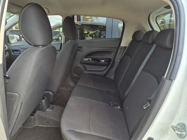 Mitsubishi SPACE STAR 1.0 Active | Navigatie |