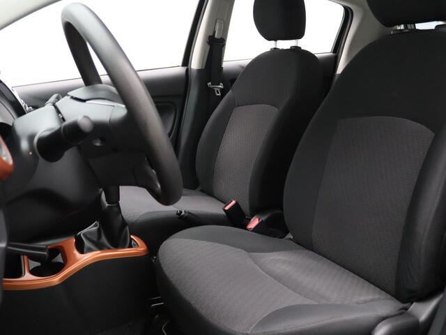 Mitsubishi SPACE STAR Cool+ 71pk Radio | 14" Velgen