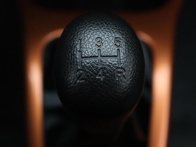 Mitsubishi SPACE STAR Cool+ 71pk Radio | 14" Velgen