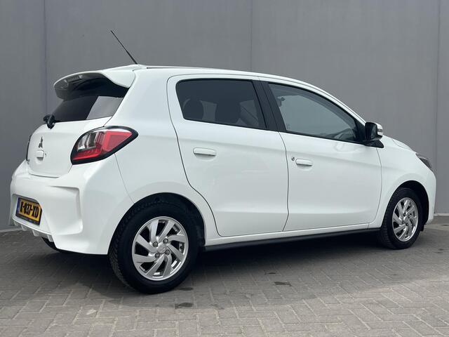 Mitsubishi SPACE STAR 1.2 Nova / Cruise Control / Stoel Verwarming / Navigatie / Keyless Entry/Start / Apple Carplay & Android Auto / Airco / Lichtmetalen Velgen 14" /