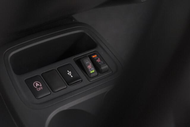 Mitsubishi SPACE STAR 1.2 Intense | AUTOMAAT! | Apple Carplay | Allseason Banden | Climate Control