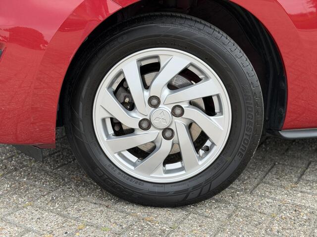 Mitsubishi SPACE STAR 1.2 Connect Pro