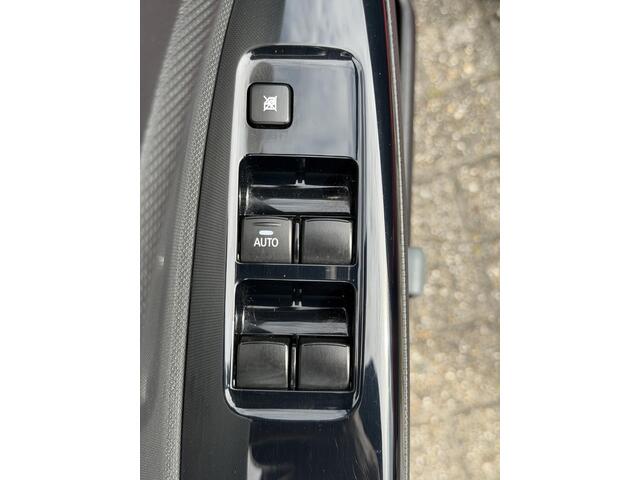 Mitsubishi SPACE STAR 1.2 Connect Pro