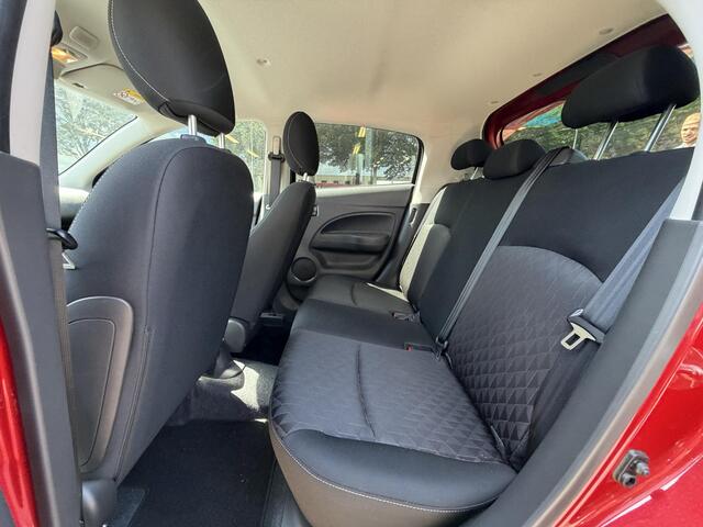 Mitsubishi SPACE STAR 1.2 Dynamic | Carplay | Cruise Control | Climate Control | 1ste eigenaar | Dealeronderhouden | FABRIEKSGARANTIE TOT 11-2031!