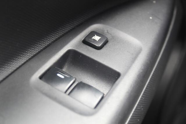 Mitsubishi SPACE STAR 1.0 Cool+ Airco l Elektr. ramen l Navi l