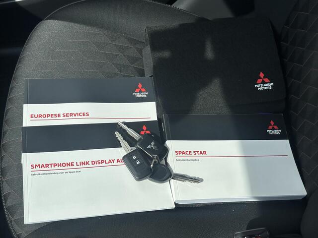 Mitsubishi SPACE STAR 1.2 Dynamic / Automaat / Airco / Achteruitrijcamera / Climate Control / Cruise Control / Apple Carplay & Android Auto /