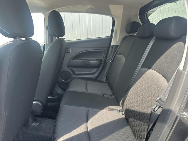 Mitsubishi SPACE STAR 1.2 Dynamic / Automaat / Airco / Achteruitrijcamera / Climate Control / Cruise Control / Apple Carplay & Android Auto /
