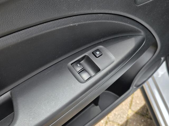Mitsubishi SPACE STAR 1.2 Connect | Airconditioning |Elektrisch bedienbare ramen