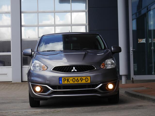 Mitsubishi SPACE STAR 1.0 Bright | Automaat | Airco | Extra getint glas | Regensensor | Automatische verlichting | Lichtmetalen velgen | Achter spoiler | Lage km.stand