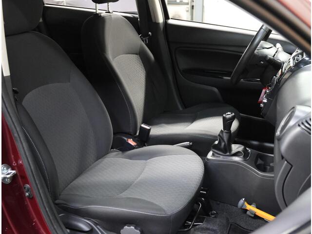 Mitsubishi SPACE STAR 1.0 Intense | Airco | Bluetooth | Centrale Deurvergrendeling Met Afstandsbediening | LMV | Start/Stop Systeem | Isofix | Privacy Glass |