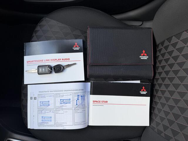 Mitsubishi SPACE STAR 1.2 Intense / 1e Eigenaar / NAP Logisch / Dealer Onderhouden / Stoelverwarming / Cruise Control / Achteruitrijcamera