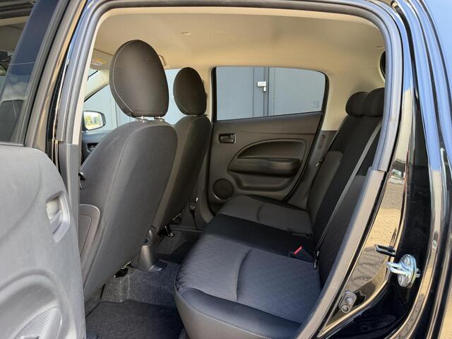 Mitsubishi SPACE STAR 1.2 Intense / 1e Eigenaar / NAP Logisch / Dealer Onderhouden / Stoelverwarming / Cruise Control / Achteruitrijcamera