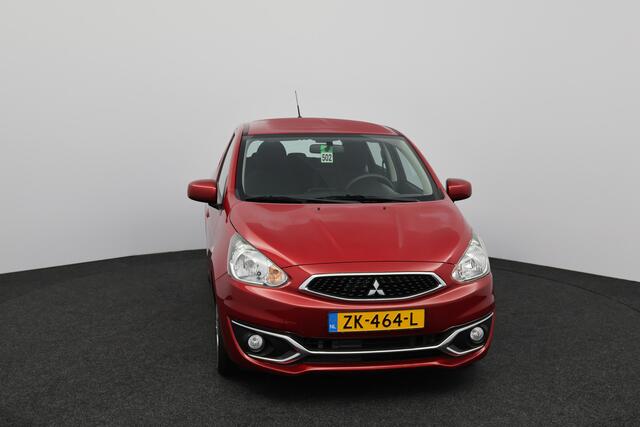 Mitsubishi SPACE STAR 1.0 Cool+/ Airco!/ C.V.Afstand/ Elek.Pakket/ Radio-CD+AUX/ Deelbare Achterbank/ Dakspoiler/ Metallic Lak.