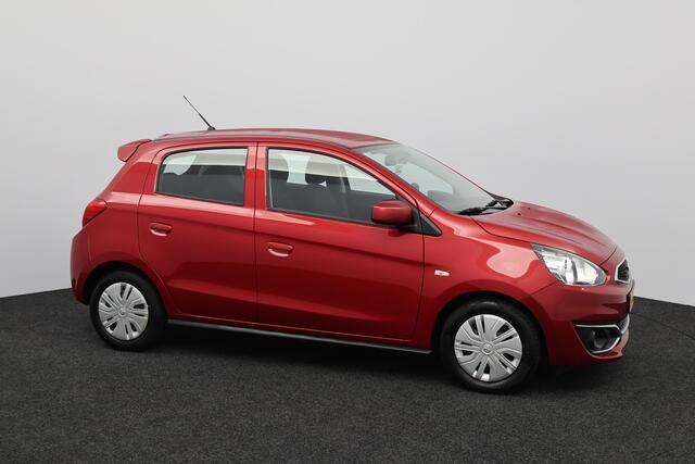 Mitsubishi SPACE STAR 1.0 Cool+/ Airco!/ C.V.Afstand/ Elek.Pakket/ Radio-CD+AUX/ Deelbare Achterbank/ Dakspoiler/ Metallic Lak.