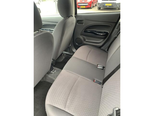 Mitsubishi SPACE STAR 1.0 Intense AUTOMAAT