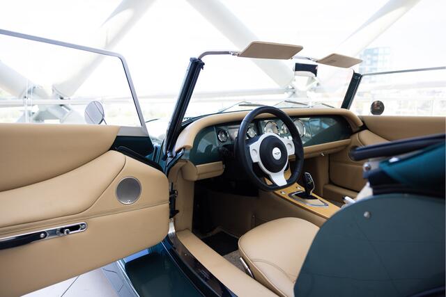 Morgan Plus Six 3.0 | Heated Seats | Low Mileage | 19 INCH