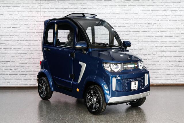 Motion Mirage EV City Car GEEN RIJBEWIJS NODIG / Achteruitrijcamera / Grote actieradius