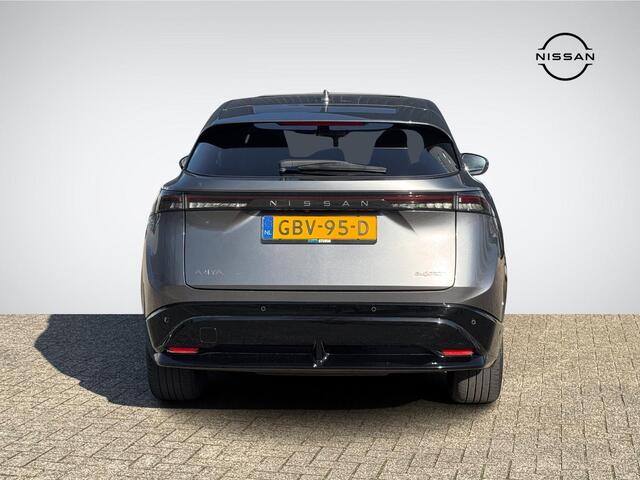 Nissan Ariya e-4ORCE Evolve 91 kWh | Panoramadak | 20'' Velgen | Adapt. Cruise Control | Geheugenstoel | Stuur- + Stoelvewarming | Digitale Binnenspiegel | Rijklaarprijs!