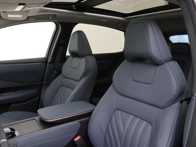Nissan Ariya Evolve 87kWH 242PK | Schuif/kanteldak | Leder | Draadloze Apple Carplay & Android Auto | Elektrisch Verstelbare Stoelen | Stoel/Stuurwiel Verwarming | 20'' Inch Velgen | Tot ¤20.000 korting
