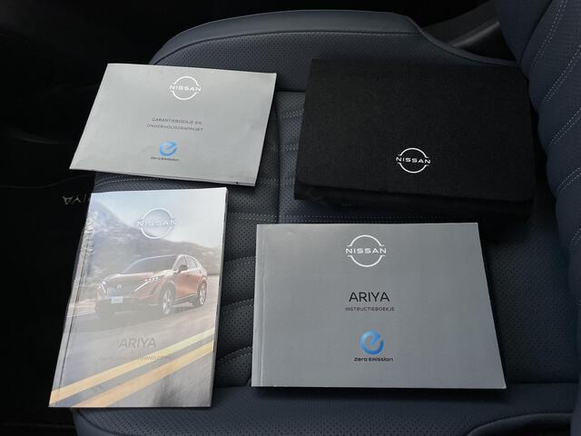 Nissan Ariya Evolve 91 kWh Cruise control adaptief / DAB / Elektrisch glazen panorama-dak / Privacy glass / Stuurwiel verwarmd / Rondomzichtcamera / Stoelverwarming voor en achter / Apple Carplay & Android Auto /