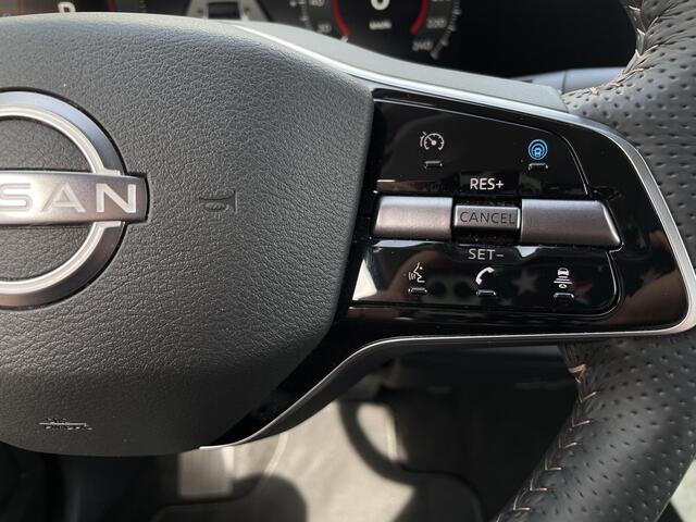 Nissan Ariya Evolve 91 kWh Cruise control adaptief / DAB / Elektrisch glazen panorama-dak / Privacy glass / Stuurwiel verwarmd / Rondomzichtcamera / Stoelverwarming voor en achter / Apple Carplay & Android Auto /