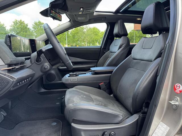 Nissan Ariya Evolve 91 kWh NL-Auto + 1e Eigenaar! | Panoramadak | Stoelverwarming + -ventilatie | BOSE Audio | Geheugenstoel | Head-Up Display | Rijklaarprijs!