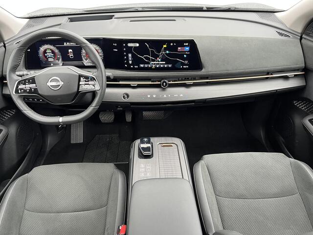Nissan Ariya Evolve 91 kWh Automaat / WLTP bereik 516 km & WLTP bereik stad 698 km / Elektrisch Glazen Schuif- en Kanteldak / Stuur- en Stoelverwarming / Stoelverkoeling / Elektrisch Verstelbare Voorstoelen met Geheugenset Bestuurdersstoel / Elektrische Achterklep / A