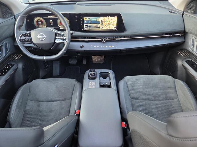 Nissan Ariya Evolve 91 kWh / SOH 99% / Panoramadak / 360 Graden Camera / Adaptief Cruise Control / Elektrisch Verstelbare Stoelen met Geheugen / Achterbank Verwarming / Stoel & Stuurverwarming / Stoel Verkoeling / Elektrische Achterklep / 1e Eigenaar / Dealer Onderhou