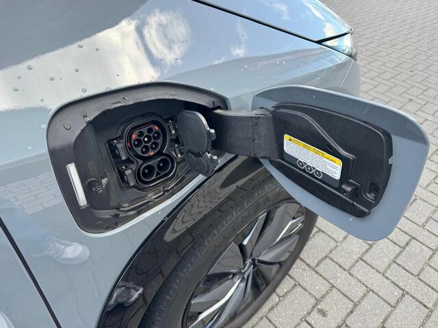 Nissan Ariya Advantage Edition Plus 66 kWh | Volledig elektrisch | Elektrische kofferklep | Elektrisch verstelbare stoelen |