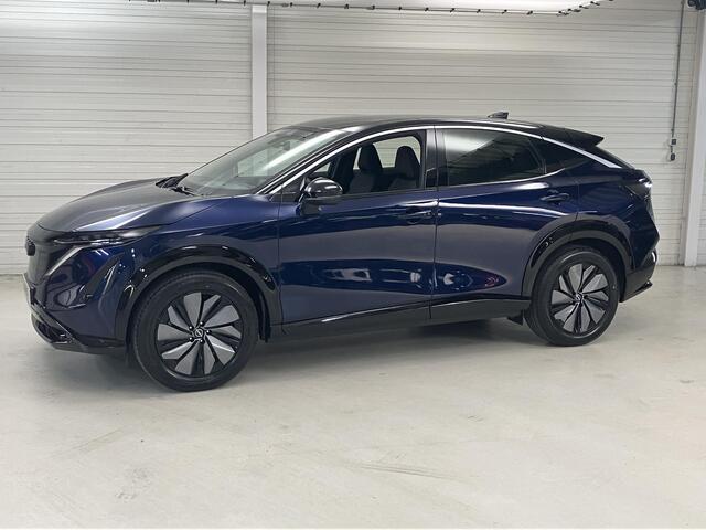 Nissan Ariya Limited Edition 91 kWh / NIEUW uit voorraad leverbaar! / ¤ 3.000,- korting/ Achteruitrijcamera / Apple Carplay & Android Auto / Navigatie full map / Keyless Entry & Start / Adaptieve Cruise Control / Climate Control /