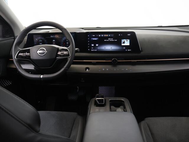 Nissan Ariya Trend Plus 91 kWh | SOH 99% | Trekhaak | Elektrisch verstelbare stoelen + Geheugen | BOSE audio | Stoelverwarming voor + achter | Navigatie | 360 Camera | DAB | Apple CarPlay/Android Auto | Stuurverwarming | Panoramadak | HUD | Adaptieve Cruise Control |