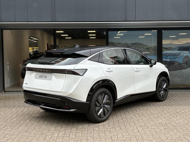 Nissan Ariya Limited Edition 91 kWh NIEUW UIT VOORRAAD LEVERBAAR | Parkeersensoren voor- en achter | Adaptieve Cruise Control | Navigatiesysteem | Warmtepomp | Apple CarPlay & Android Auto | Achteruitrijcamera | 10 jaar Fabrieksgarantie