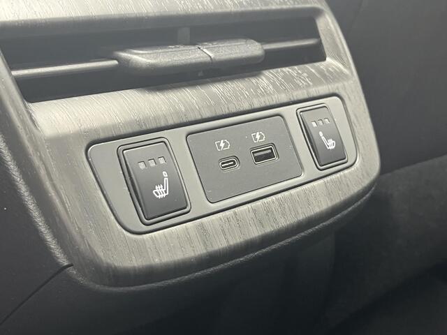 Nissan Ariya Evolve 91 kWh / 10 Jaar Nissan More / 100% Dealer Onderhouden /Schuif-Kantel Dak / Stoelventilatie / Stuurverwarming / Elektrisch Verstelbare Bst.stoel Met Geheugen / Elektrische Achterklep / Adaptieve Cruise Control / Apple Carplay/Android Auto /