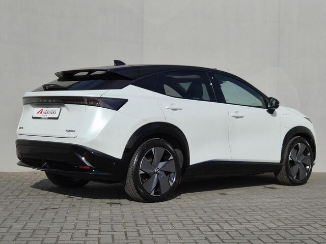 Nissan Ariya e-4ORCE Evolve 91 kWh / SOH 99% / Fabrieksgarantie tot 01-2027 / CCS snelladen / Trekgewicht 1500 kg / Warmtepomp / Bose Audio Systeem / Stoelventilatie / Elektrische achterklep / Head Up Display / Glazen schuif- en kanteldak / Stuur- Stoel & Achterbank verwarming / Rondomzicht camera /