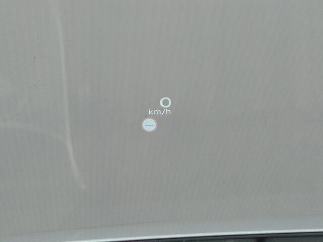 Nissan Ariya e-4ORCE Evolve 91 kWh / SOH 99% / Fabrieksgarantie tot 01-2027 / CCS snelladen / Trekgewicht 1500 kg / Warmtepomp / Bose Audio Systeem / Stoelventilatie / Elektrische achterklep / Head Up Display / Glazen schuif- en kanteldak / Stuur- Stoel & Achterbank verwarming / Rondomzicht camera /