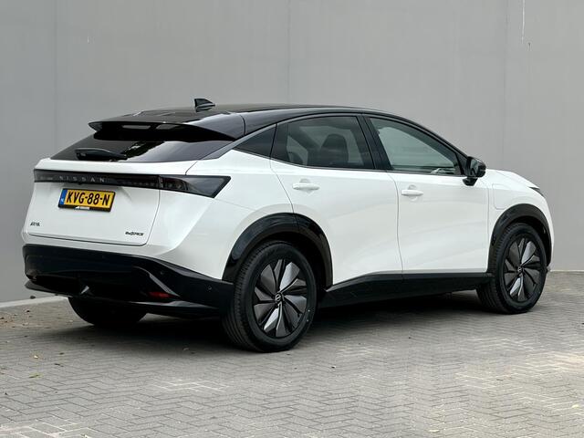 Nissan Ariya e-4ORCE Evolve 91 kWh 4WD / 306 PK / Leder / 1.500 kg Trekgewicht / Warmtepomp / 10 jaar Nissan More Garantie / Stoelverwarming voor en achter / Schuif-kantel dak / Stoelventilatie / Stuurverwarming / Rondomzicht camera / Elektrisch verstelbare stoelen met geheugen / Elektrische achterklep / Adaptieve cruise control / Apple Carplay/Android Auto /