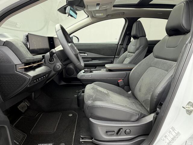 Nissan Ariya e-4ORCE Evolve 91 kWh 4WD / 306 PK / Leder / 1.500 kg Trekgewicht / Warmtepomp / 10 jaar Nissan More Garantie / Stoelverwarming voor en achter / Schuif-kantel dak / Stoelventilatie / Stuurverwarming / Rondomzicht camera / Elektrisch verstelbare stoelen met geheugen / Elektrische achterklep / Adaptieve cruise control / Apple Carplay/Android Auto /