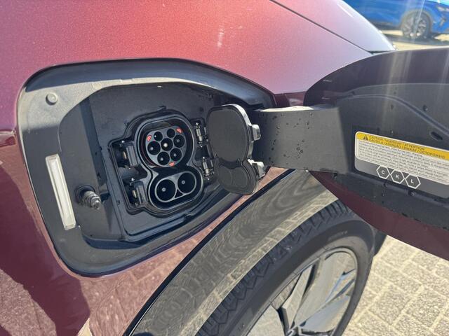 Nissan Ariya Evolve 91 kWh | Stoelverwarming + Ventilatie | BOSE-Audio | Schuif-/kanteldak | 360° Camera | Trekhaak | Stuurverwarming |
