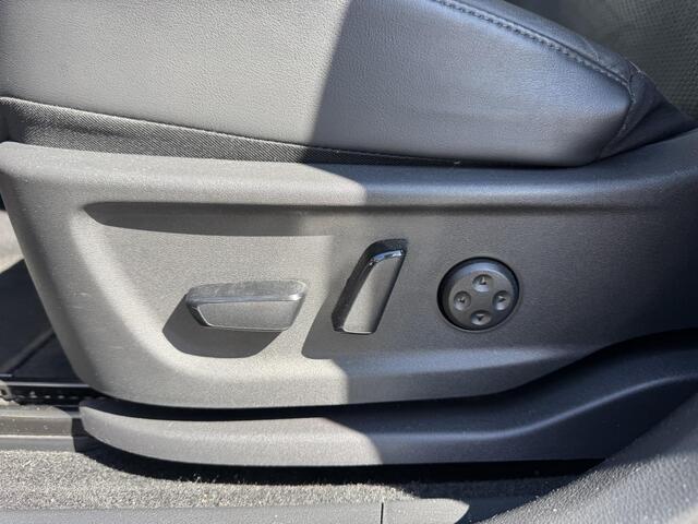 Nissan Ariya Evolve 91 kWh | Stoelverwarming + Ventilatie | BOSE-Audio | Schuif-/kanteldak | 360° Camera | Trekhaak | Stuurverwarming |