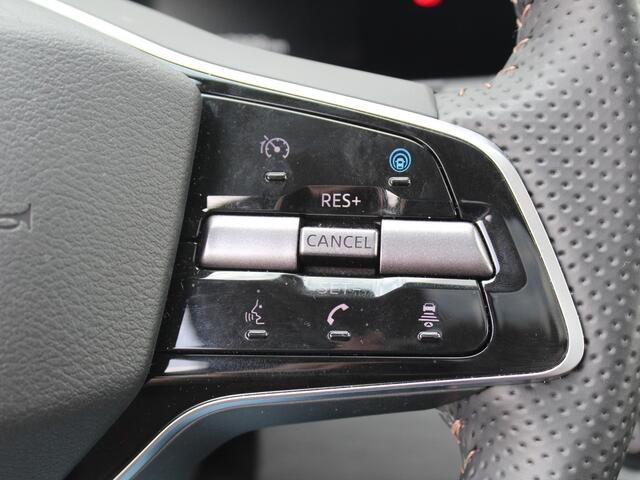 Nissan Ariya e-4ORCE Evolve 87kWh / Duurste uitvoering / 1.500kg Trekgewicht / Vierwielaandrijving / Panorama dak / BOSE Audio /