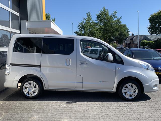 Nissan E-NV200 80KW 24 kWh Evalia 7-persoons Connect Edition ¤ 17.800,- ex btw na Subsidie Climate control Cruise control Navigatie Combi Personenbus Passenger Groepsvervoer Taxi Inclusief BTW en BPM !! Groen rijden Zero emmision