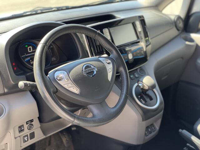 Nissan E-NV200 80KW 24 kWh Evalia 7-persoons Connect Edition ¤ 17.800,- ex btw na Subsidie Climate control Cruise control Navigatie Combi Personenbus Passenger Groepsvervoer Taxi Inclusief BTW en BPM !! Groen rijden Zero emmision