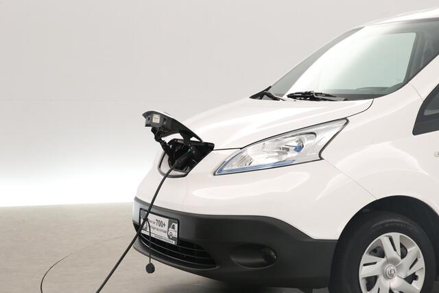 Nissan E-NV200 Visia L1H1 40 kWh | Incl. Koop-accu | GRATIS E-Step! | Elektrisch | EMISSIEVRIJE ZONE | Automaat Airco Camera Cruise