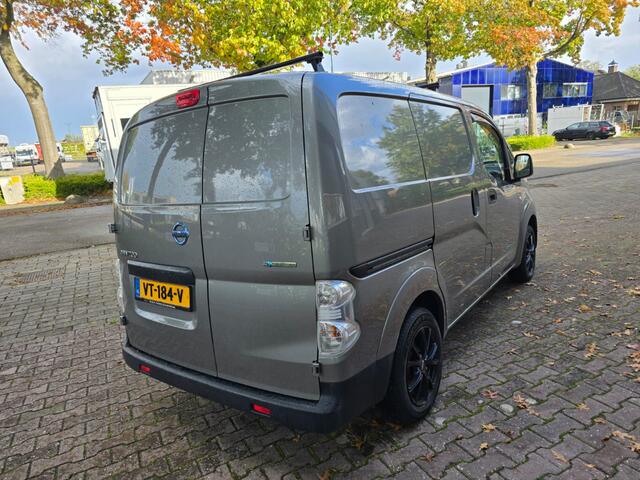 Nissan E-NV200 