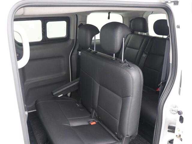Nissan E-NV200 Evalia 40 kWh 2.Zero Edition 7p / 7 Persoons / Dubbele Schuifdeur / Navigatie / Stoel en Stuurverwarming / Achteruitrijcamera / Cruisecontrol / Lederen Stoelen / 90% SOH /