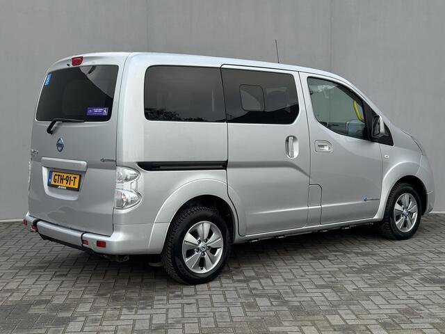Nissan E-NV200 Evalia Connect Edition / Invalide Auto - Rolstoelvervoer / Automaat / 5 Zitplaatsen + Rolstoelplek / Hoogteverstelbaar / Camera / Navigatie / Stoel & Stuurverwarming /